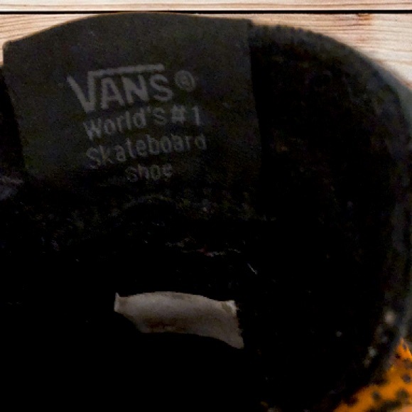 VANS SK8-Hi MTE Black & Orange Sneakers-Sz 6 - Picture 6 of 7